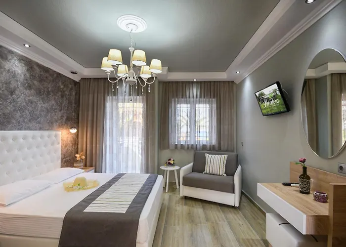 Aparthotel Theodora Sarti