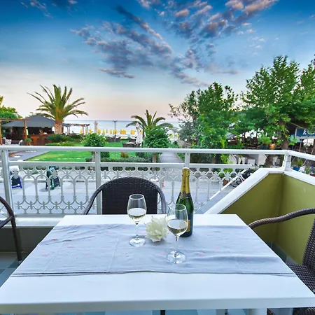 Aparthotel Theodora Sarti