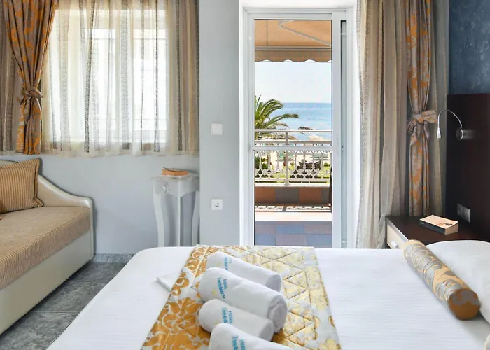 Hotel de apartamente Theodora 3*