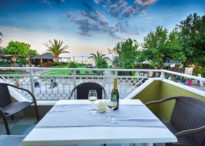 Hotel de apartamente Theodora Sarti